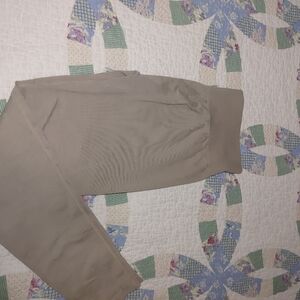 Lazuli label scrunch seamless legging